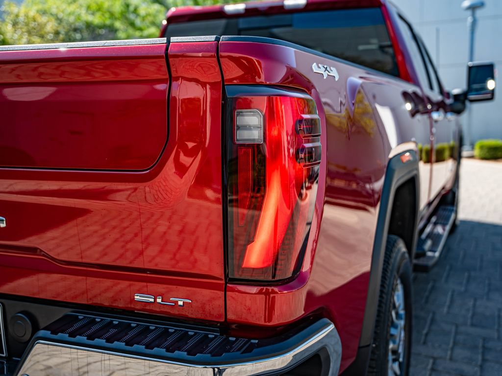 Used 2025 GMC Sierra 2500 SLT w/ SLT Premium Package AWD/4WD image 16