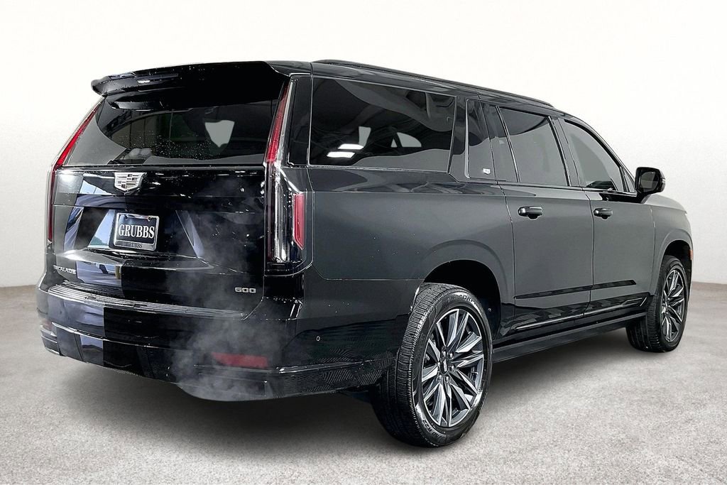Used 2024 Cadillac Escalade ESV Sport Platinum image 2