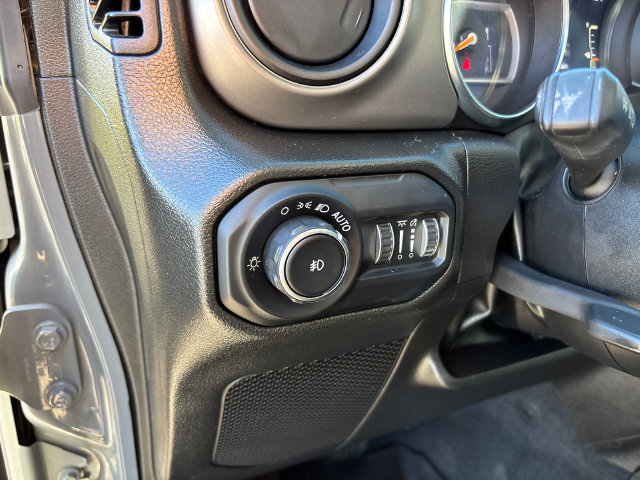 Used 2022 Jeep Wrangler Unlimited Sport AWD/4WD image 15