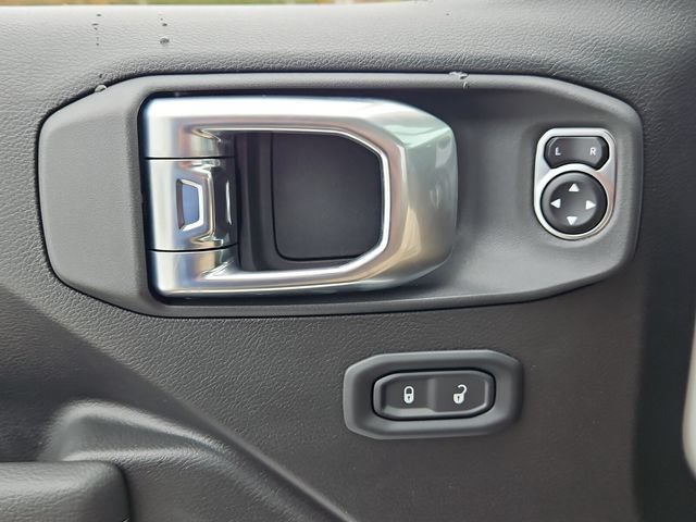 New 2026 Jeep Gladiator Sport AWD/4WD image 22