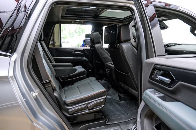 Used 2026 GMC Yukon AT4 w/ AT4 Premium Plus Package AWD/4WD image 68