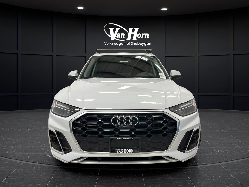 Used 2025 Audi Q5 e Premium Plus w/ Premium Plus Package AWD/4WD image 2