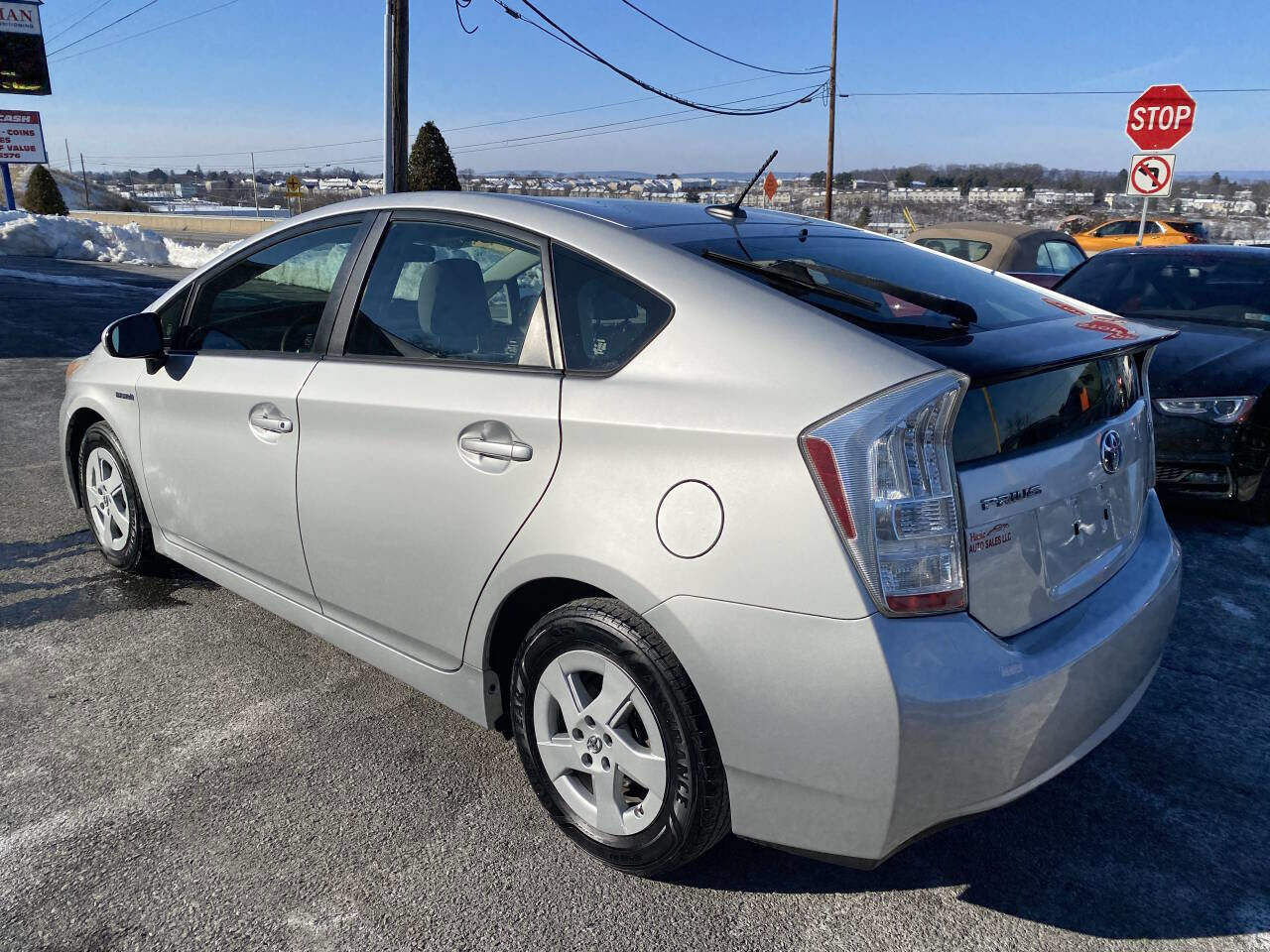 Used 2011 Toyota Prius Two image 8