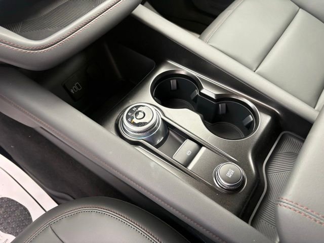 New 2026 Ford Explorer Active w/ Active Comfort Package image 22