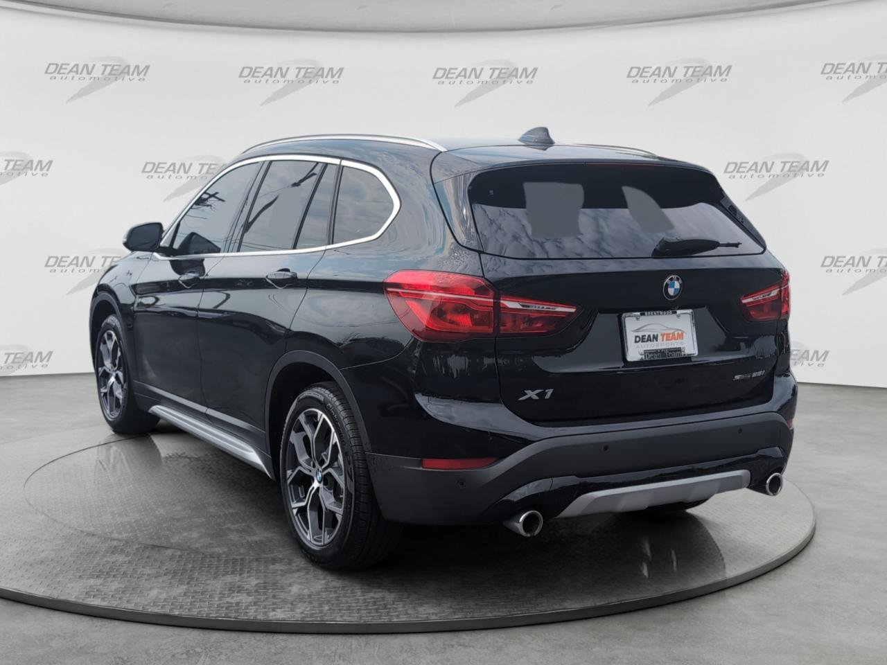 Used 2022 BMW X1 sDrive28i w/ Convenience Package FWD image 5