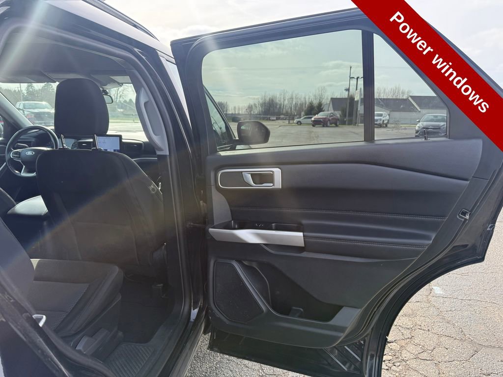 Used 2023 Ford Explorer XLT w/ Class IV Trailer Tow Package image 36