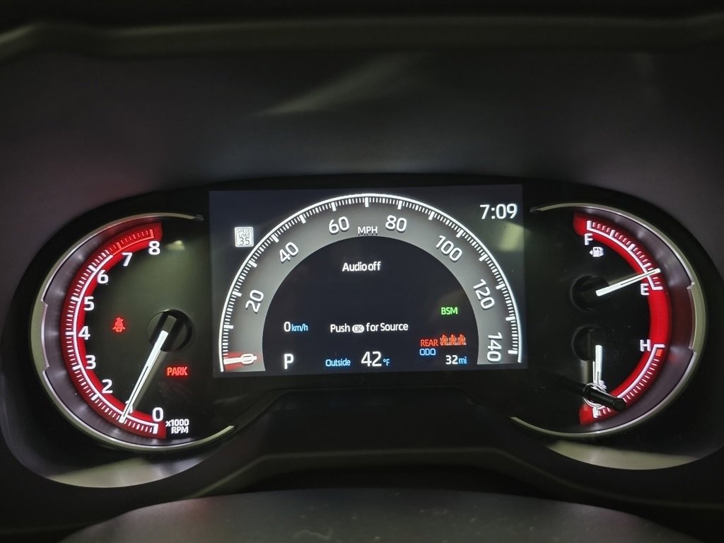 New 2025 Toyota RAV4 XLE image 27