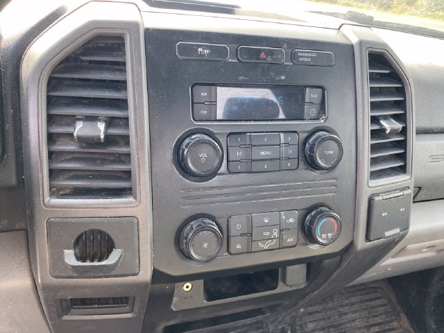 Used 2018 Ford F250 XL w/ Power Equipment Group RWD image 10
