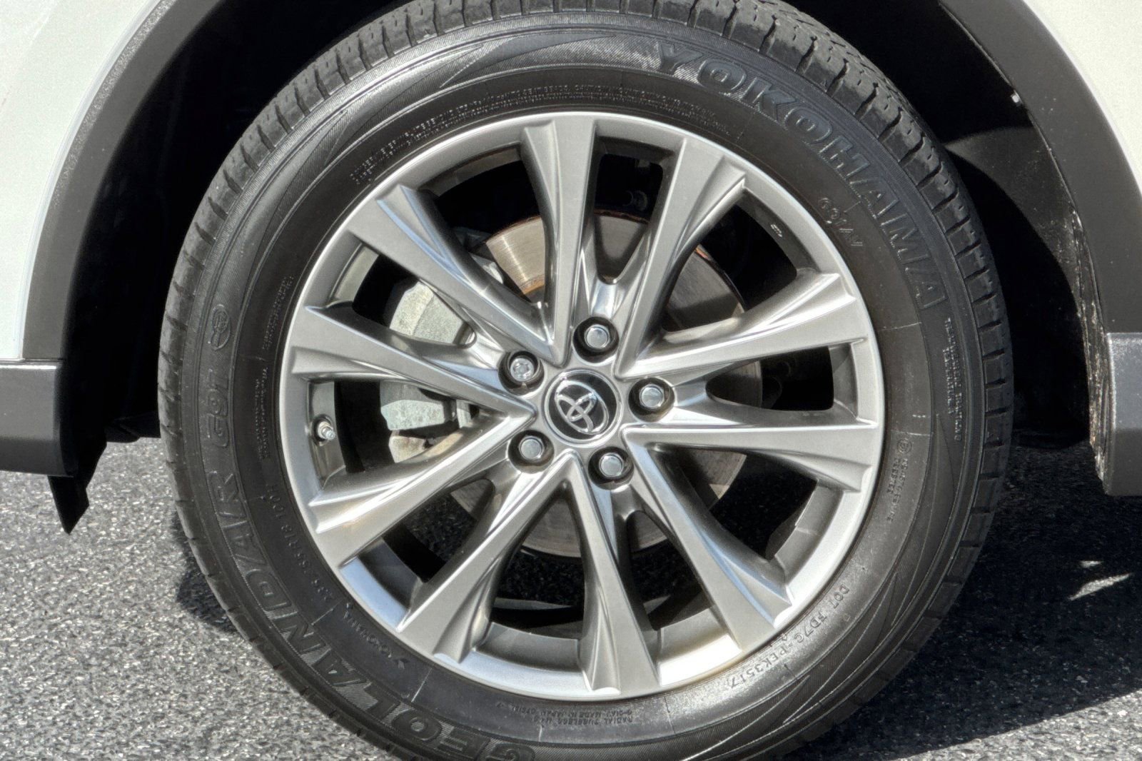 Certified 2018 Toyota RAV4 Limited w/ Advanced Technology Package image 13