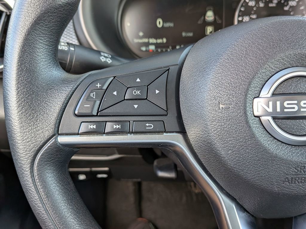 Used 2023 Nissan Kicks SV FWD image 18