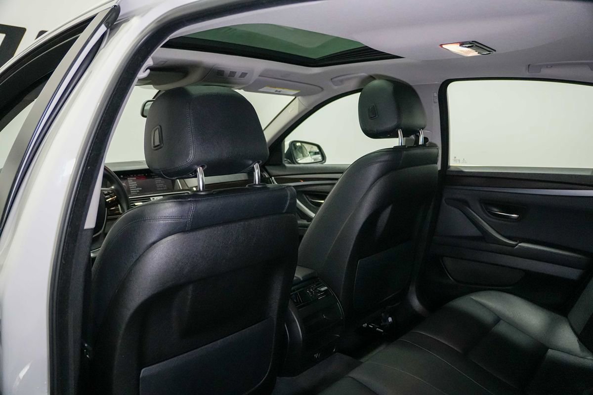 Used 2015 BMW 528i Sedan RWD image 18