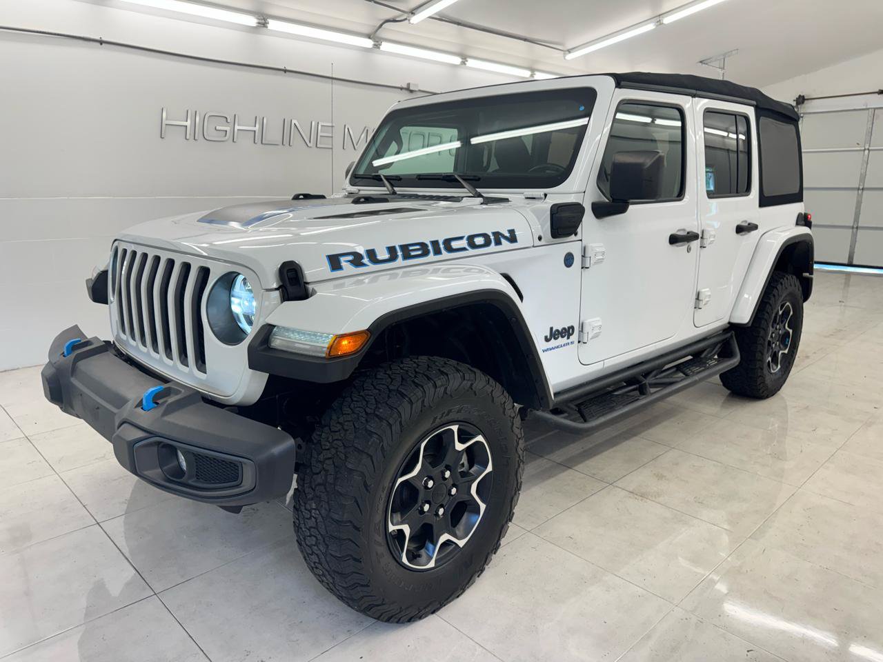 Used 2023 Jeep Wrangler Unlimited Rubicon 4xe w/ Cold Weather Group AWD/4WD image 1