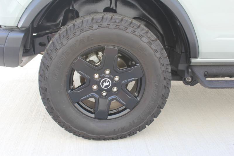 Used 2023 Ford Bronco Black Diamond image 44