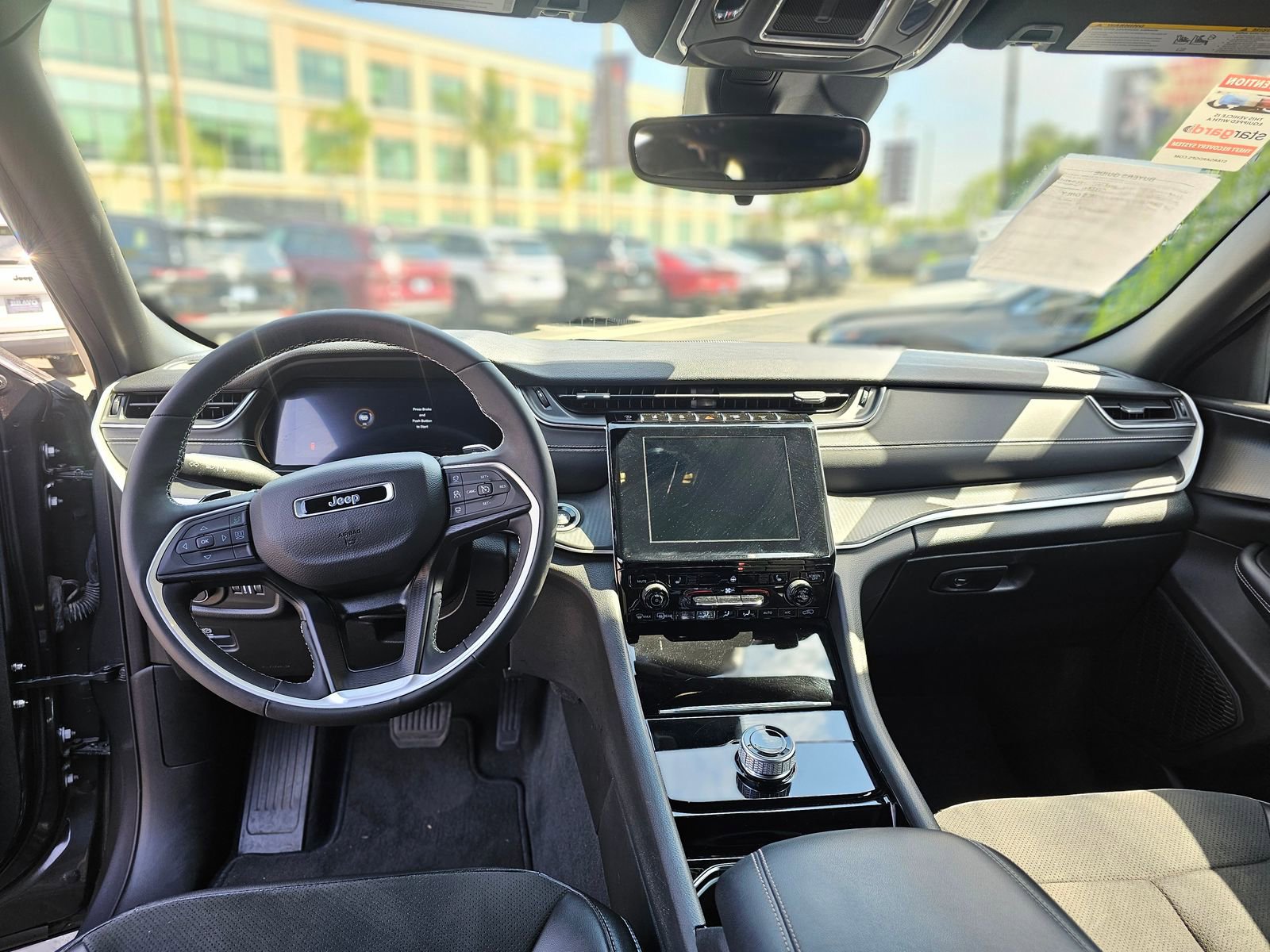 Used 2023 Jeep Grand Cherokee Altitude image 25