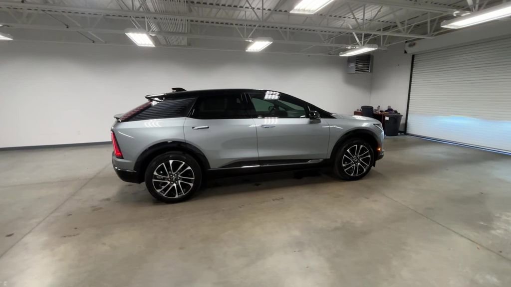 New 2026 Cadillac Optiq Sport 1 image 45