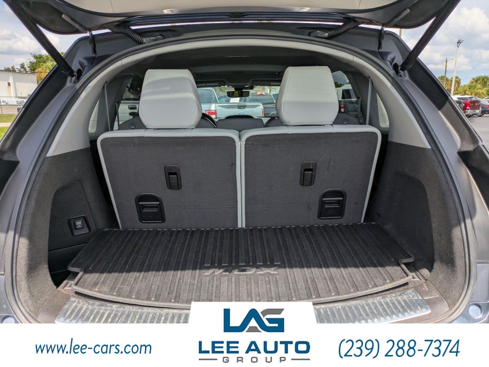 Used 2018 Acura MDX w/ Technology Package AWD/4WD image 10