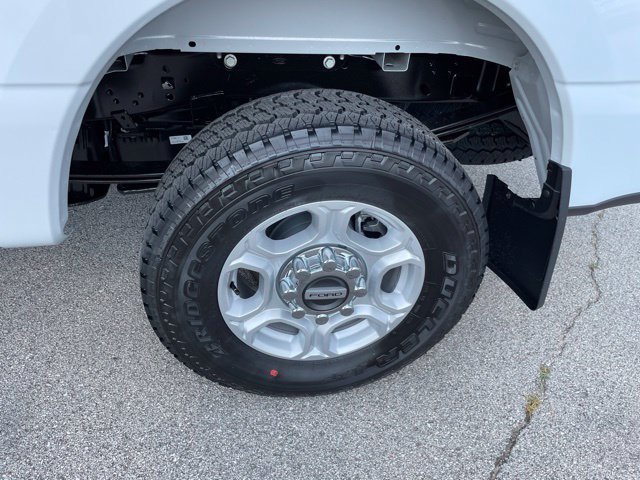 New 2026 Ford F250 XLT w/ XLT Premium Package AWD/4WD image 24