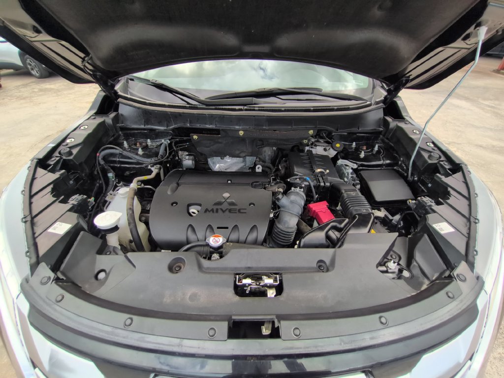 Used 2025 Mitsubishi Outlander Sport SE AWD/4WD image 34