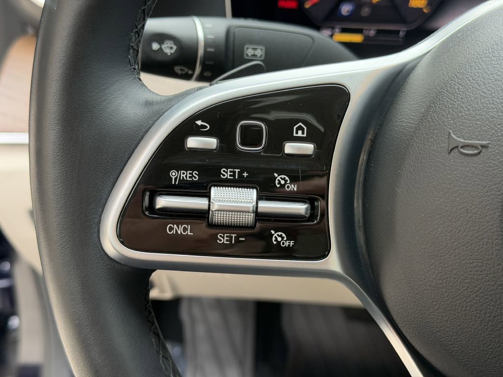 Used 2020 Mercedes-Benz E 350 4MATIC Sedan image 35