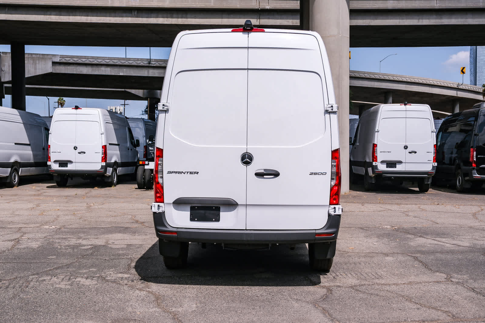 New 2025 Mercedes-Benz Sprinter 2500 image 22
