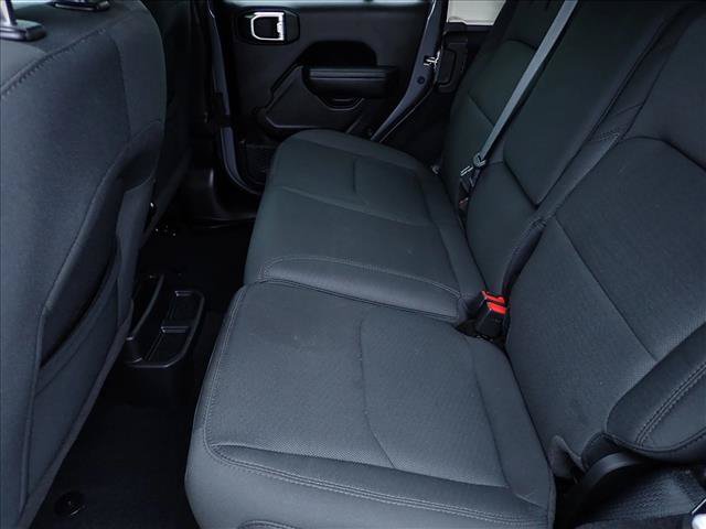 Used 2023 Jeep Wrangler Unlimited w/ Cold Weather Group AWD/4WD image 9
