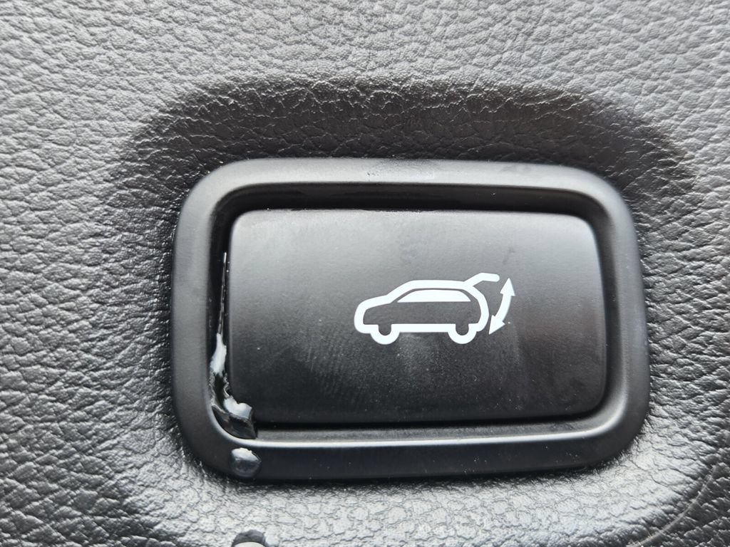 Certified 2023 Hyundai Santa Fe SEL FWD image 15