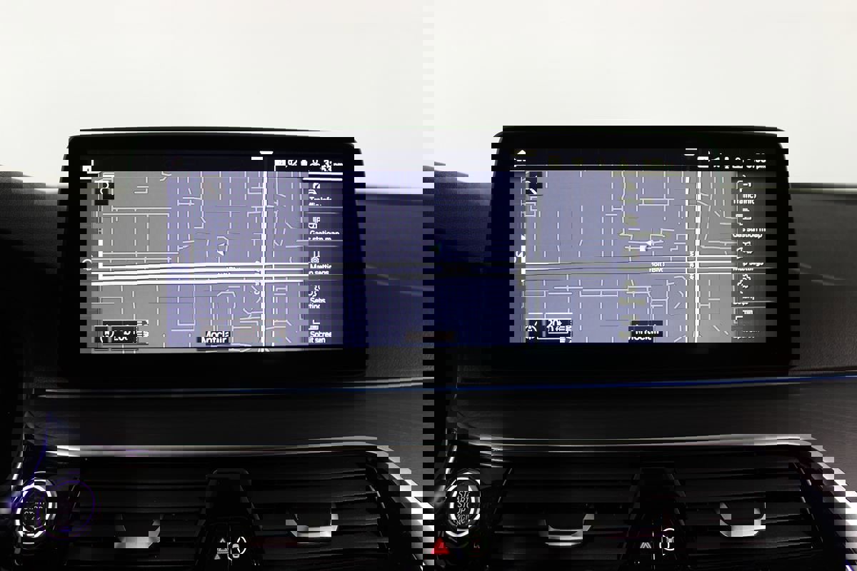 Used 2023 BMW 530e 530e w/ M Sport Package image 14