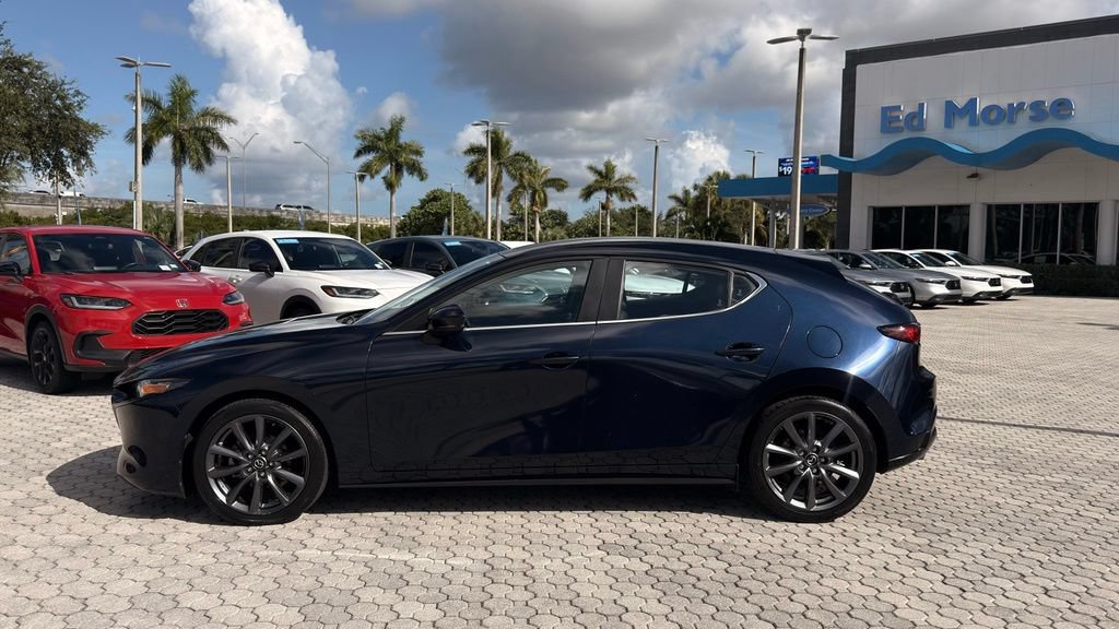 Used 2020 MAZDA MAZDA3 Hatchback FWD image 3