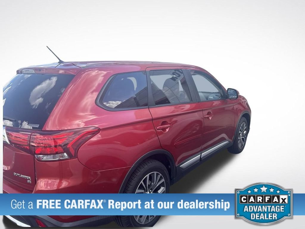 Used 2016 Mitsubishi Outlander AWD image 2