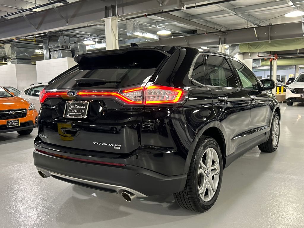 Used 2018 Ford Edge Titanium w/ Equipment Group 301A AWD/4WD image 2