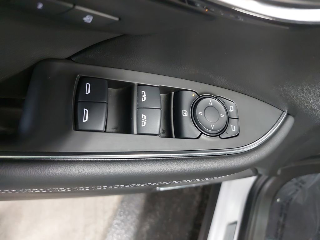 Used 2025 Buick Envision Preferred image 28