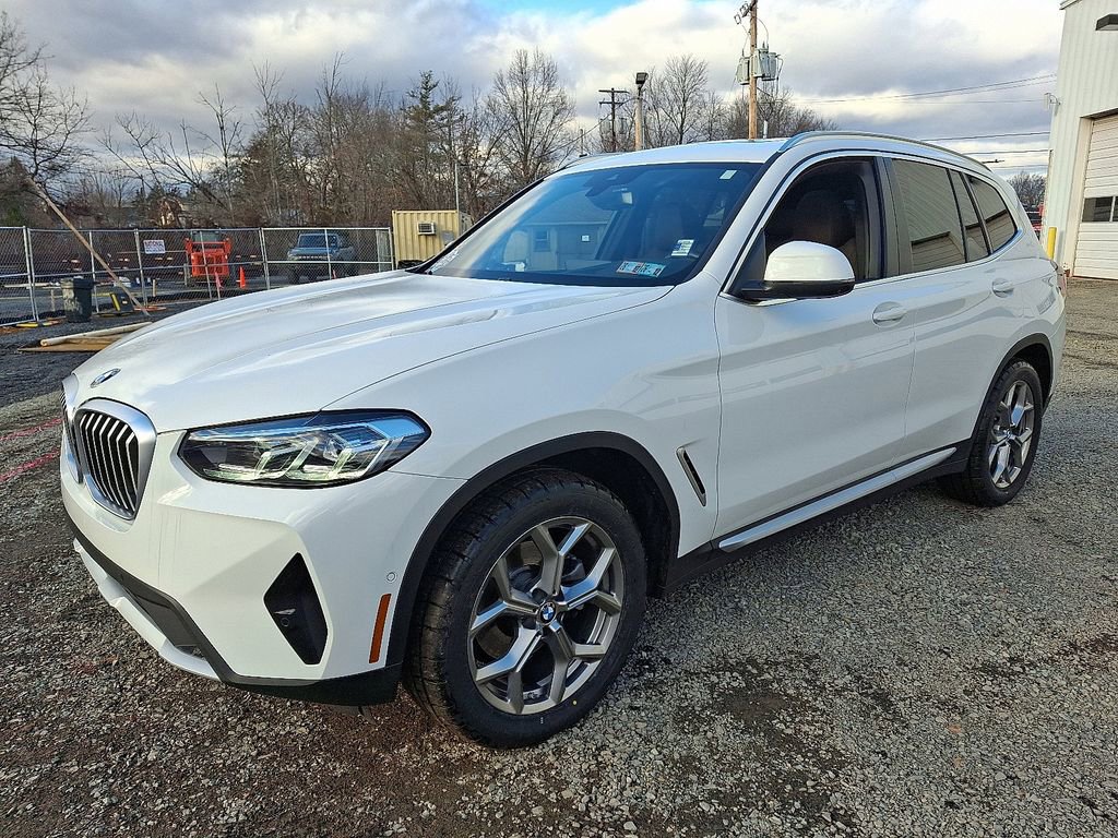 Used 2024 BMW X3 xDrive30i w/ Premium Package w/ZPA image 3