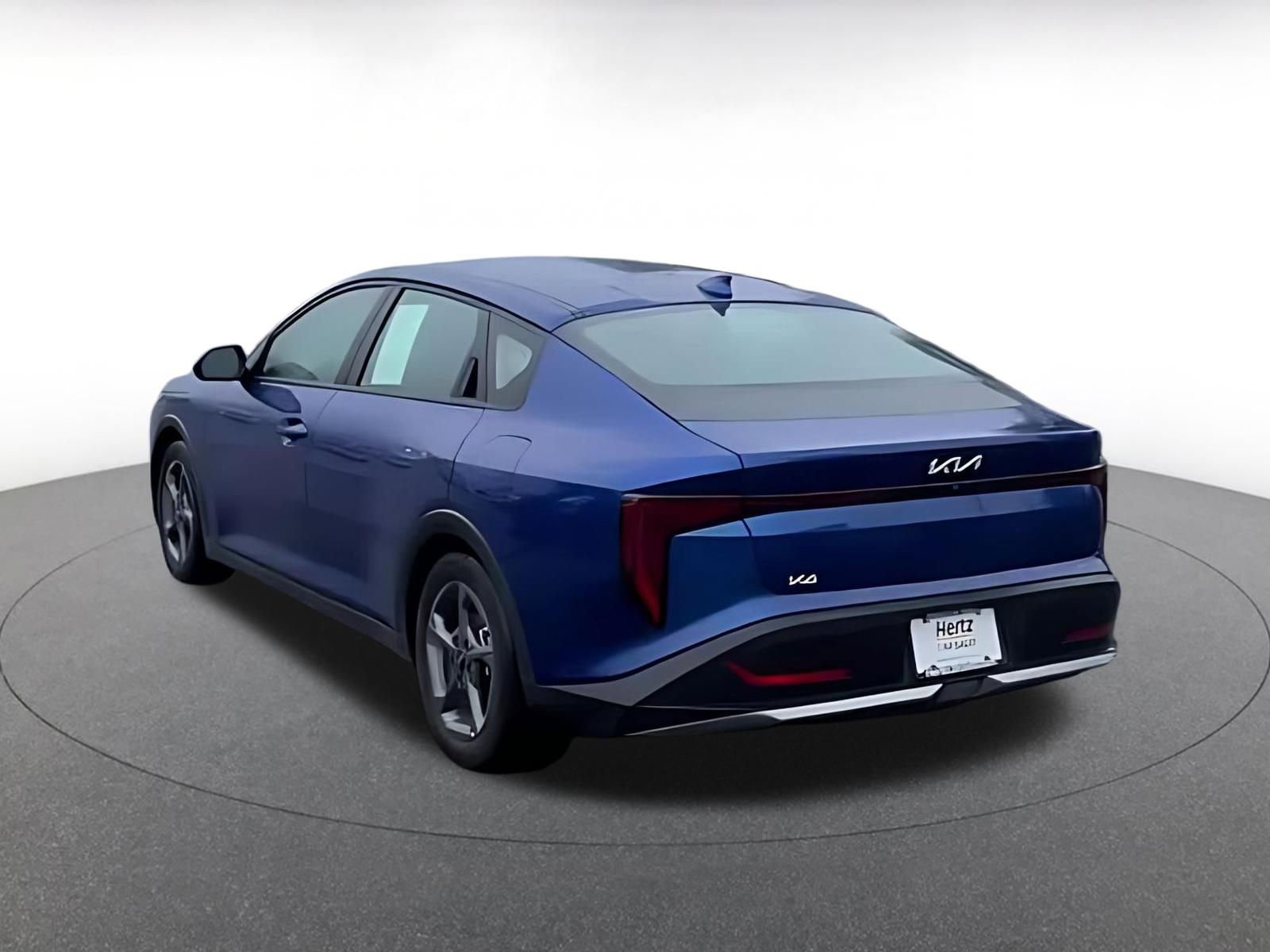 Used 2025 Kia K4 LXS image 11