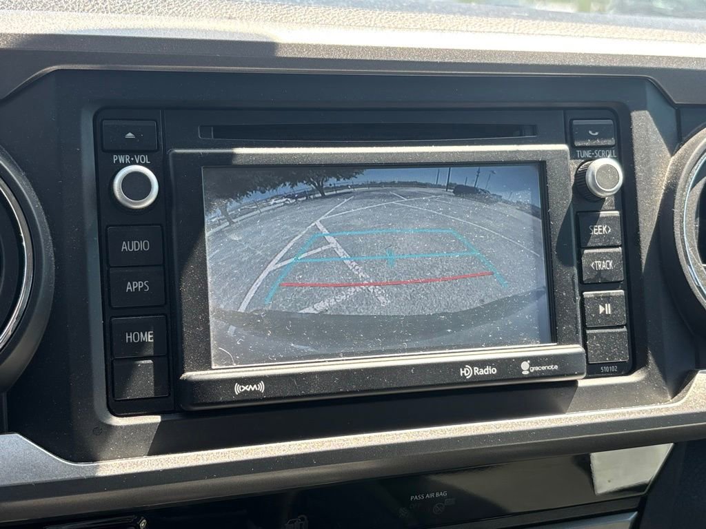 Used 2018 Toyota Tacoma SR5 RWD image 9