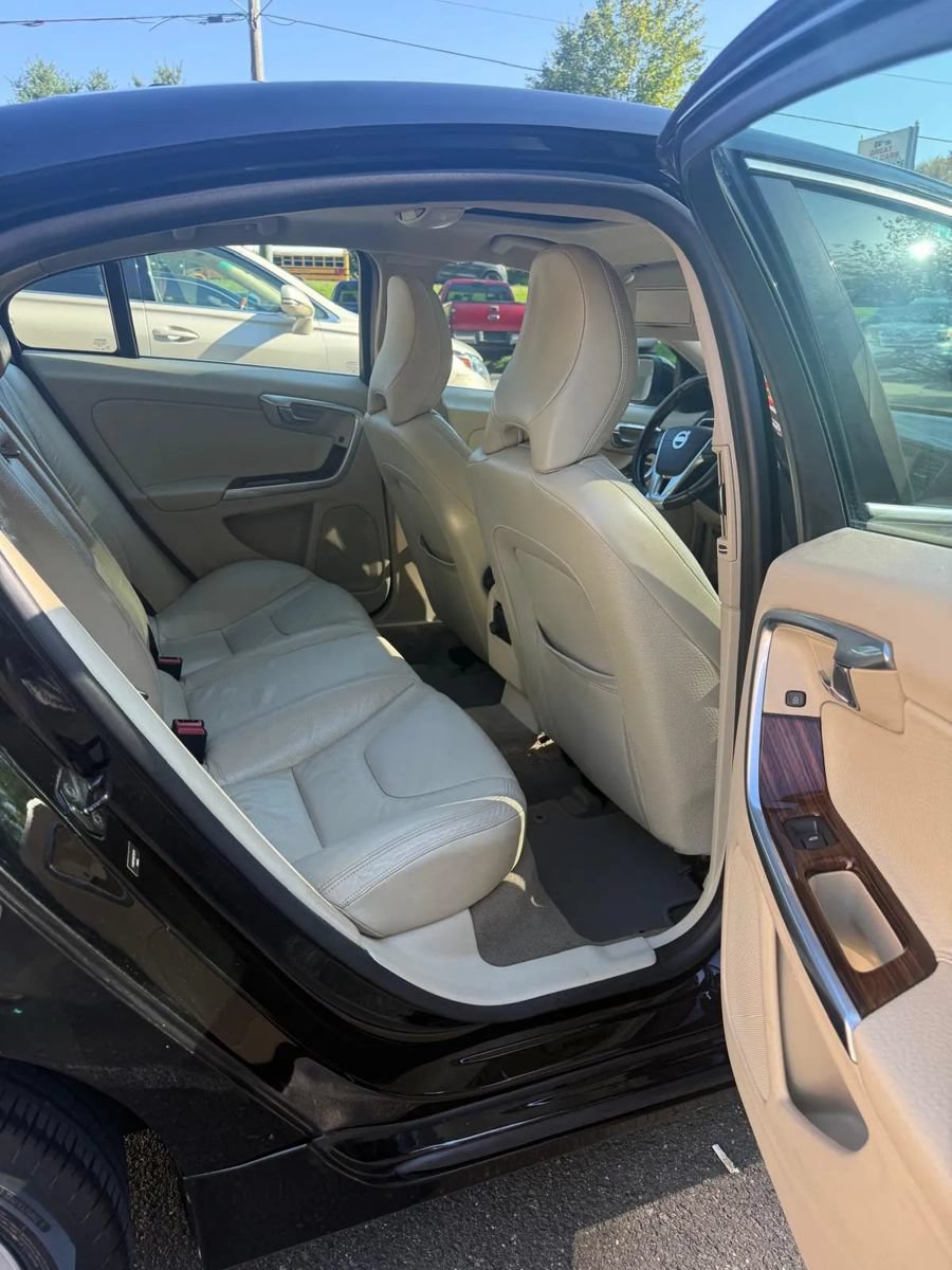 Used 2012 Volvo S60 T5 FWD image 21