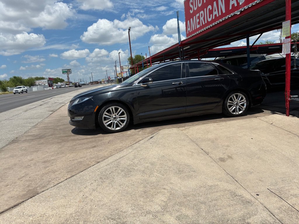 Used 2015 Lincoln MKZ w/ Equipment Group 102A Reserve FWD image 9