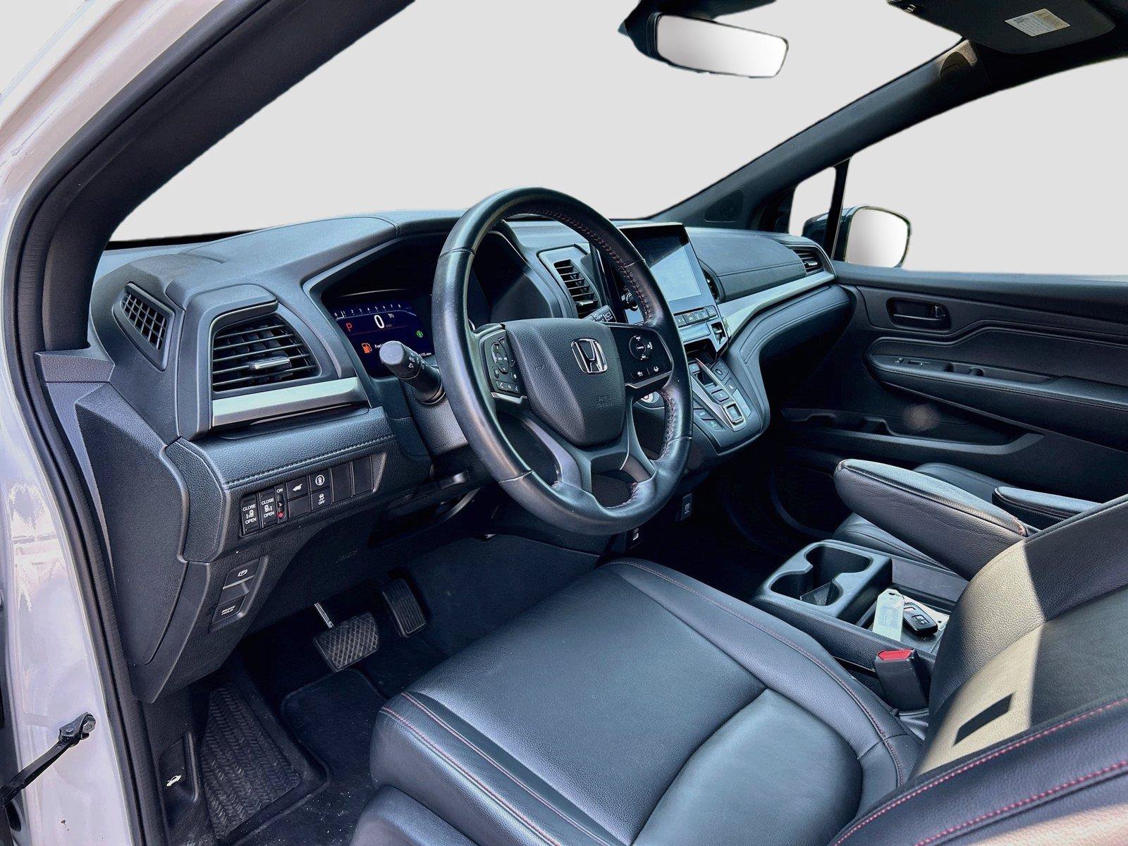Used 2023 Honda Odyssey Sport image 28