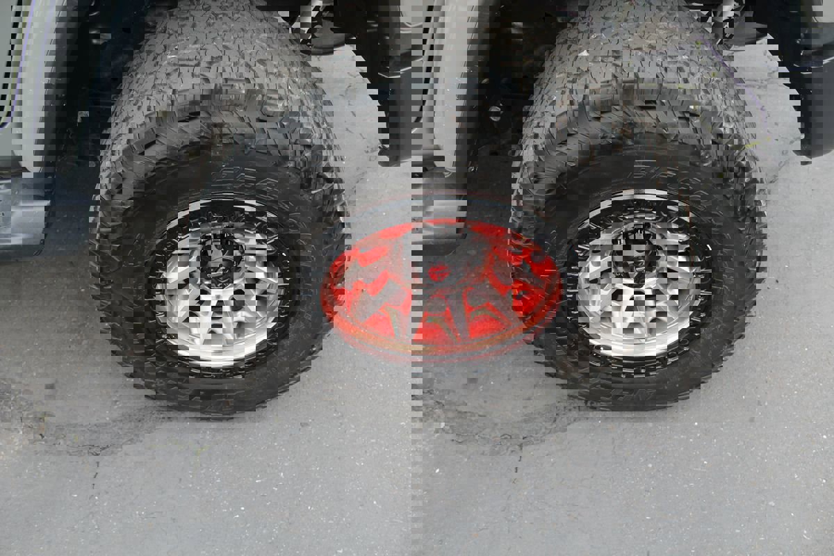 Used 2020 Jeep Wrangler Unlimited Sahara image 14