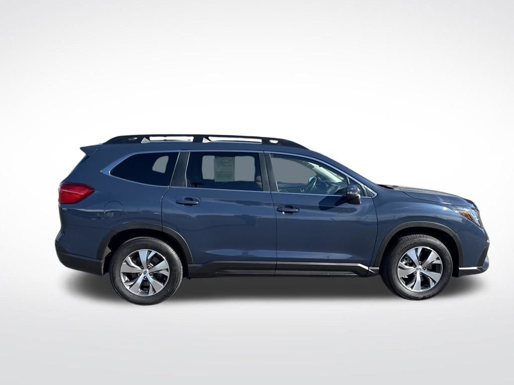 Used 2023 Subaru Ascent Premium w/ Convenience Package image 8