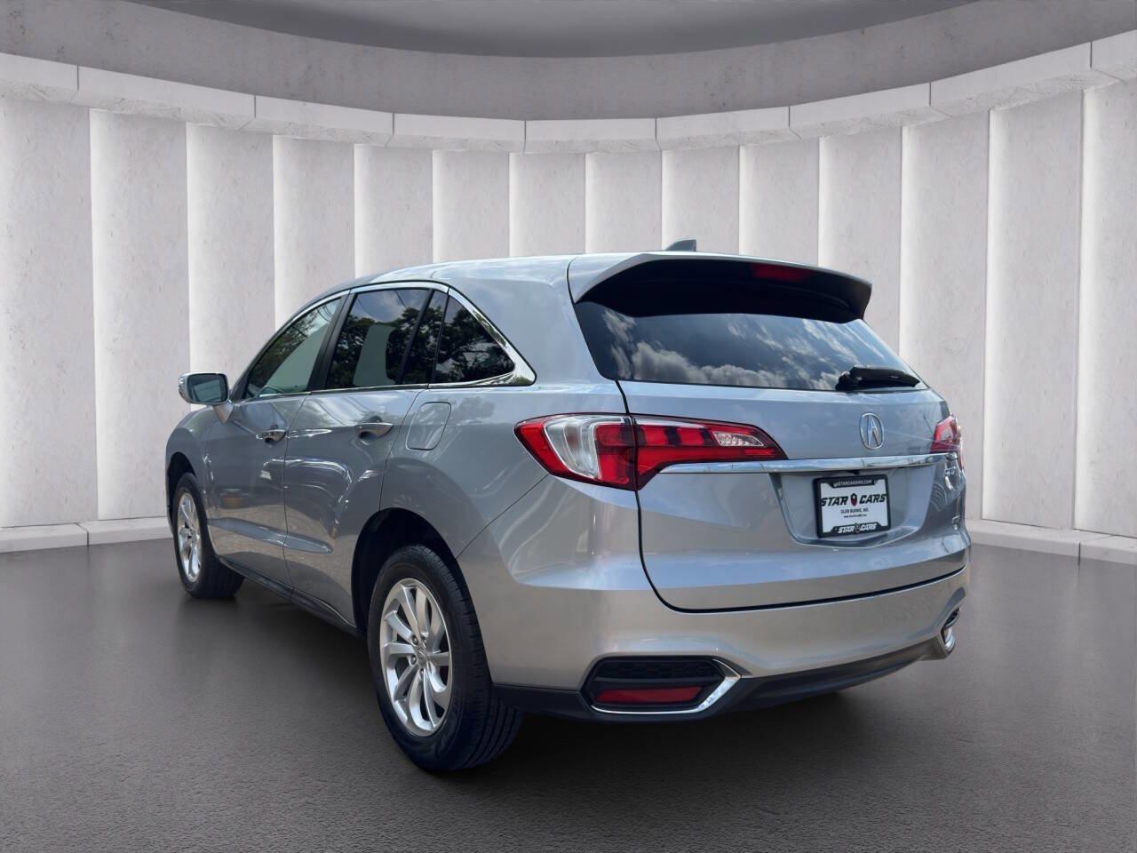 Used 2017 Acura RDX AWD image 3