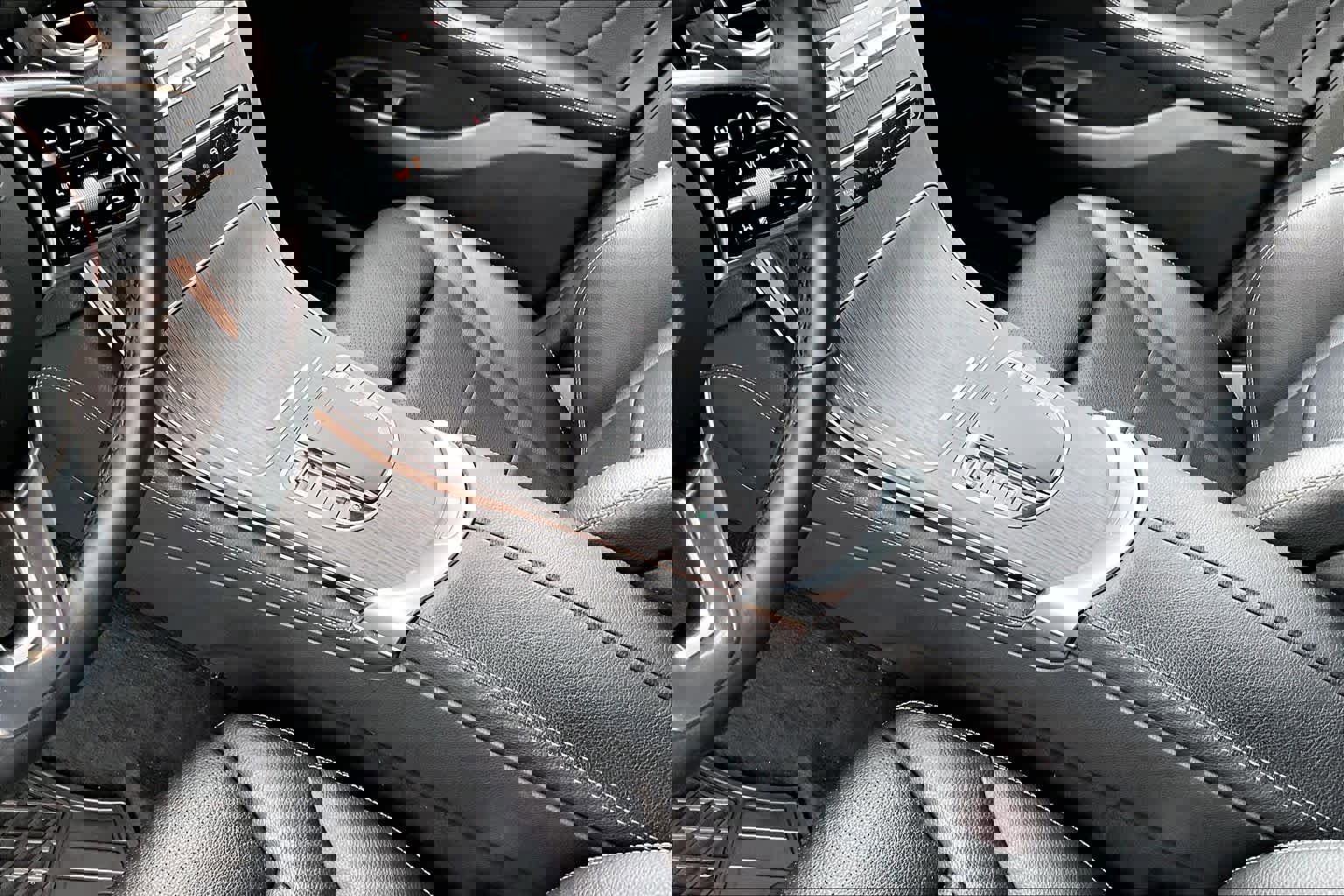 Used 2020 Mercedes-Benz GLC 300 4MATIC Coupe image 15