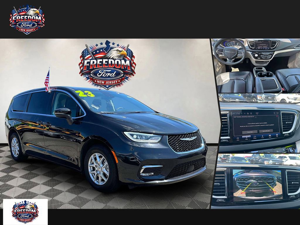 Used 2023 Chrysler Pacifica Touring-L