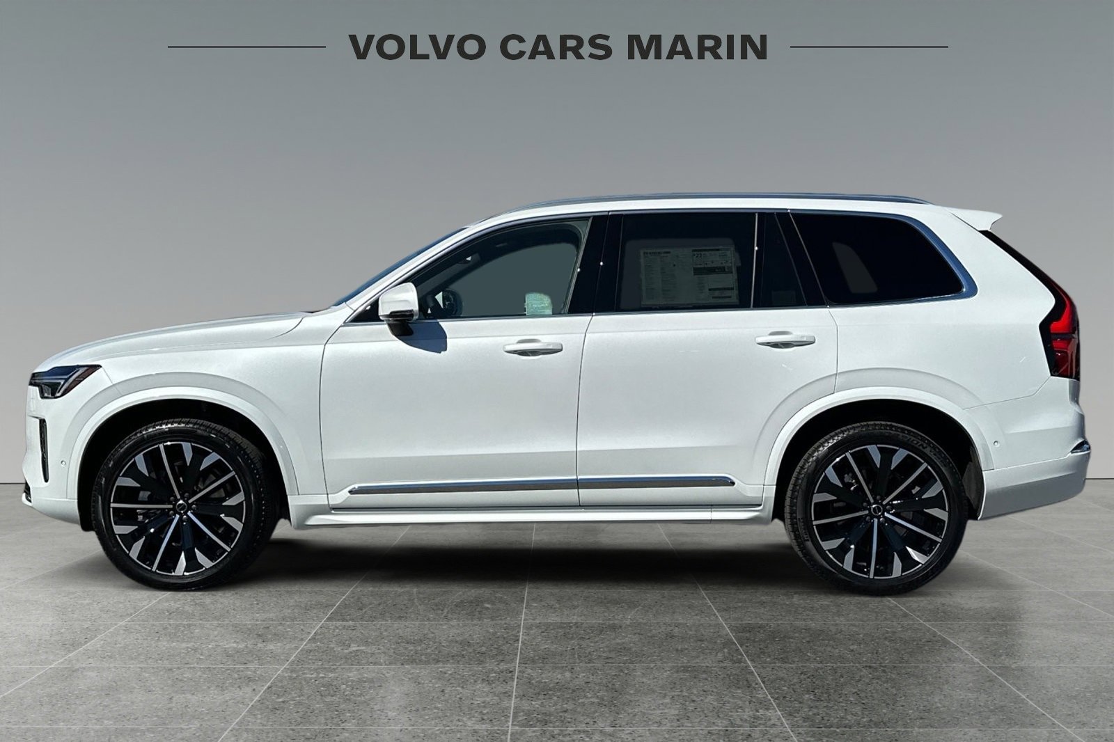 New 2026 Volvo XC90 B6 Plus w/ Protection Package Premier image 5