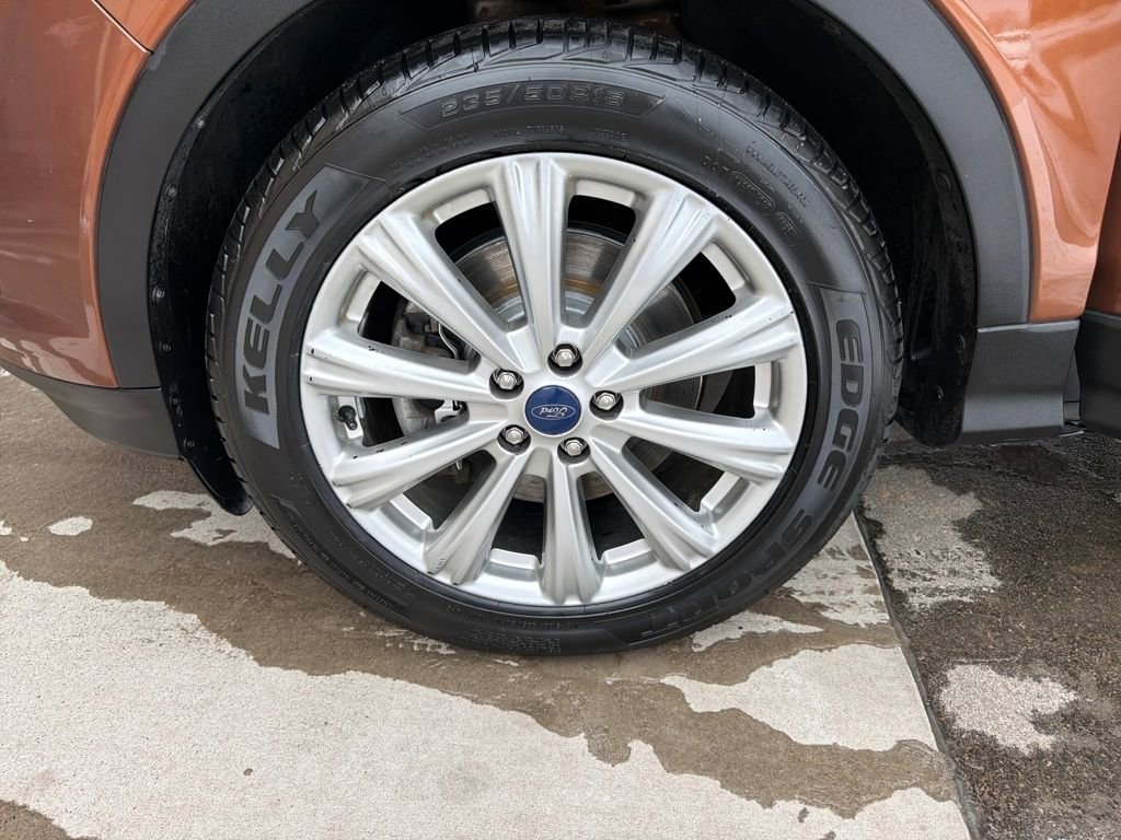 Used 2017 Ford Escape Titanium image 34