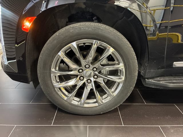 Certified 2024 Cadillac Escalade ESV Premium Luxury w/ Performance Package AWD/4WD image 28