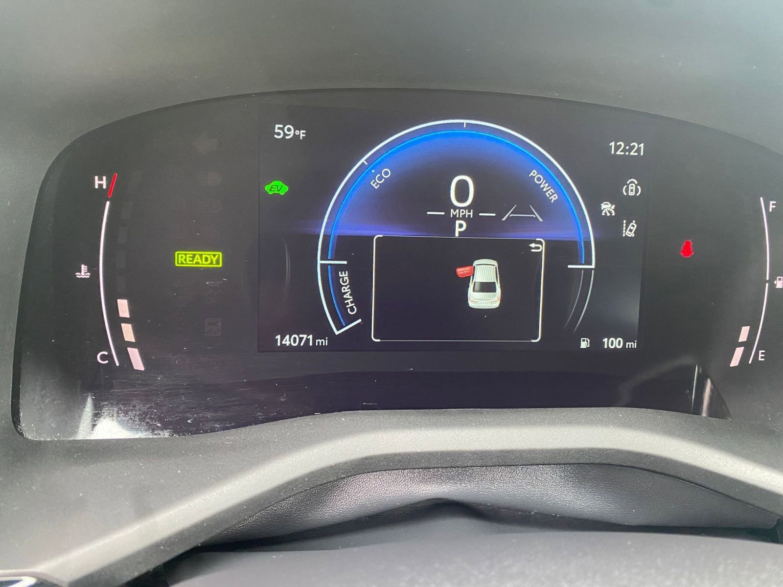 Used 2025 Toyota Camry LE image 40