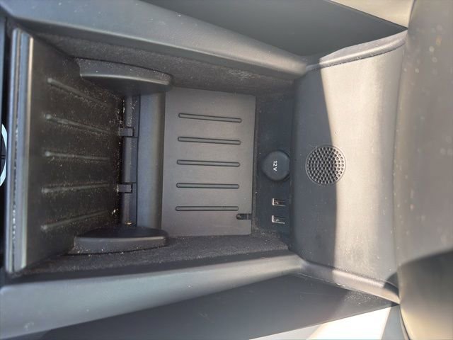 Used 2018 Tesla Model X 100D image 23