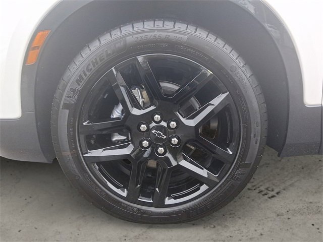 Used 2025 Chevrolet Blazer Premier w/ Driver Confidence II Package image 14