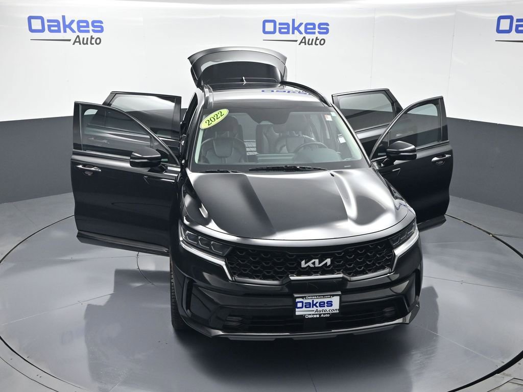 Certified 2022 Kia Sorento SX AWD/4WD image 61