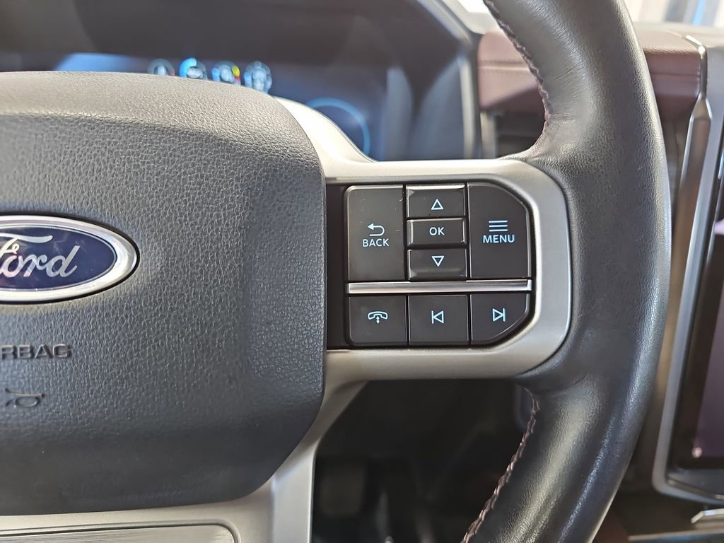 Used 2022 Ford Expedition Limited image 18